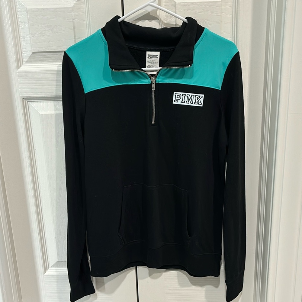 NWT Victoria’s Secret Pink 1/4 zip sz Small